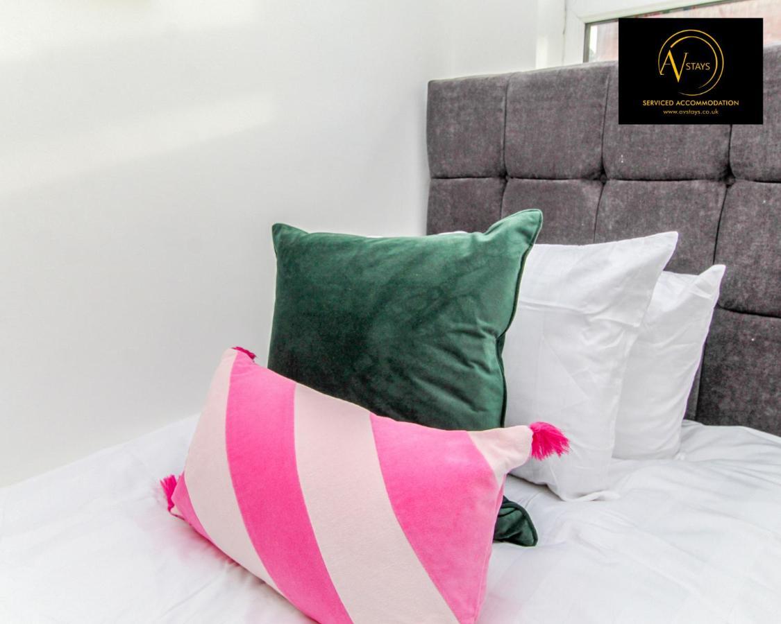 Modern House By Av Stays Short Lets & Serviced Accommodation St Helens St Helens  Extérieur photo